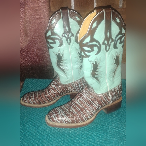 Women's Cinch Boots. Size 10B. Teal and Brown. - Picture 2 of 4